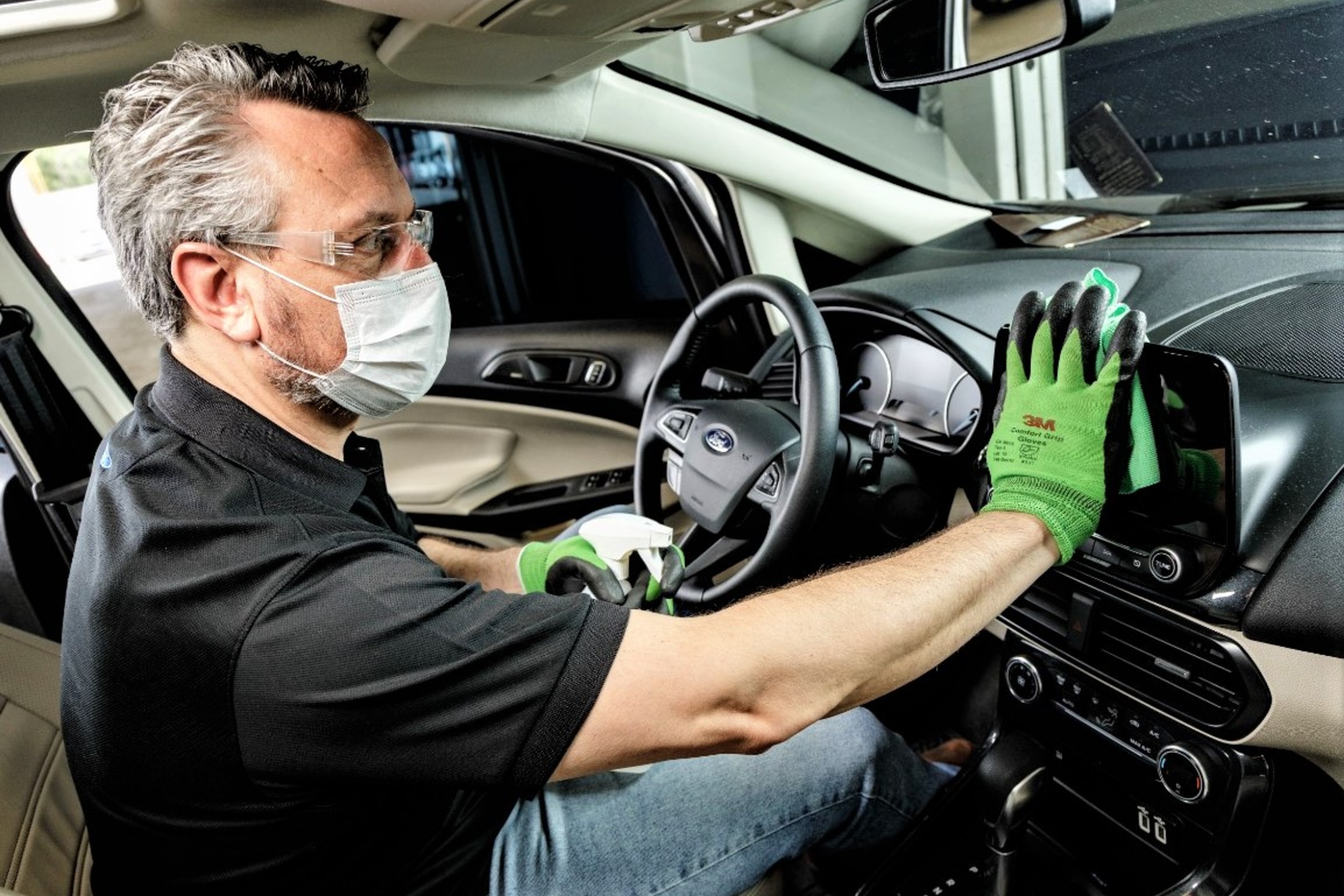 programa Ford Clean de Desinfecção de Veículos